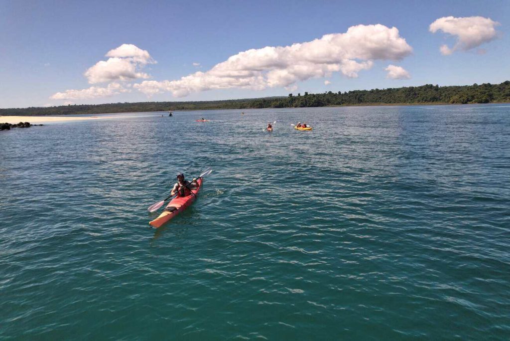 Kayaking around Isla Rancheria (Coibita), Coiba National Park