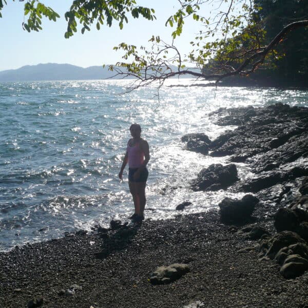Gobernadora Island, Beach