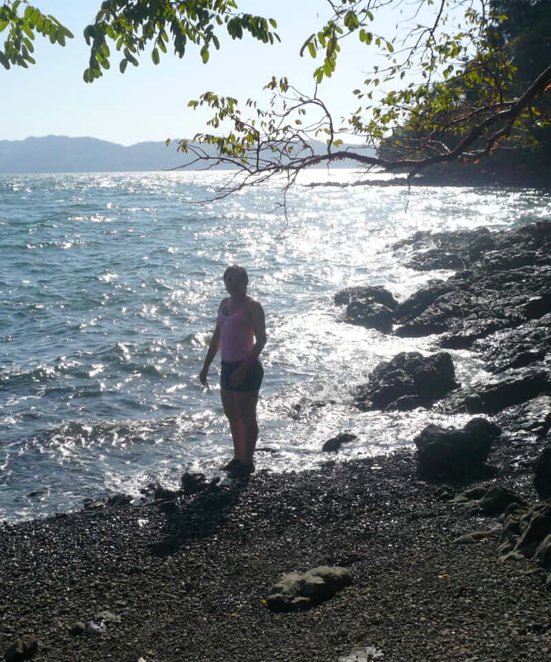 Gobernadora Island, Beach