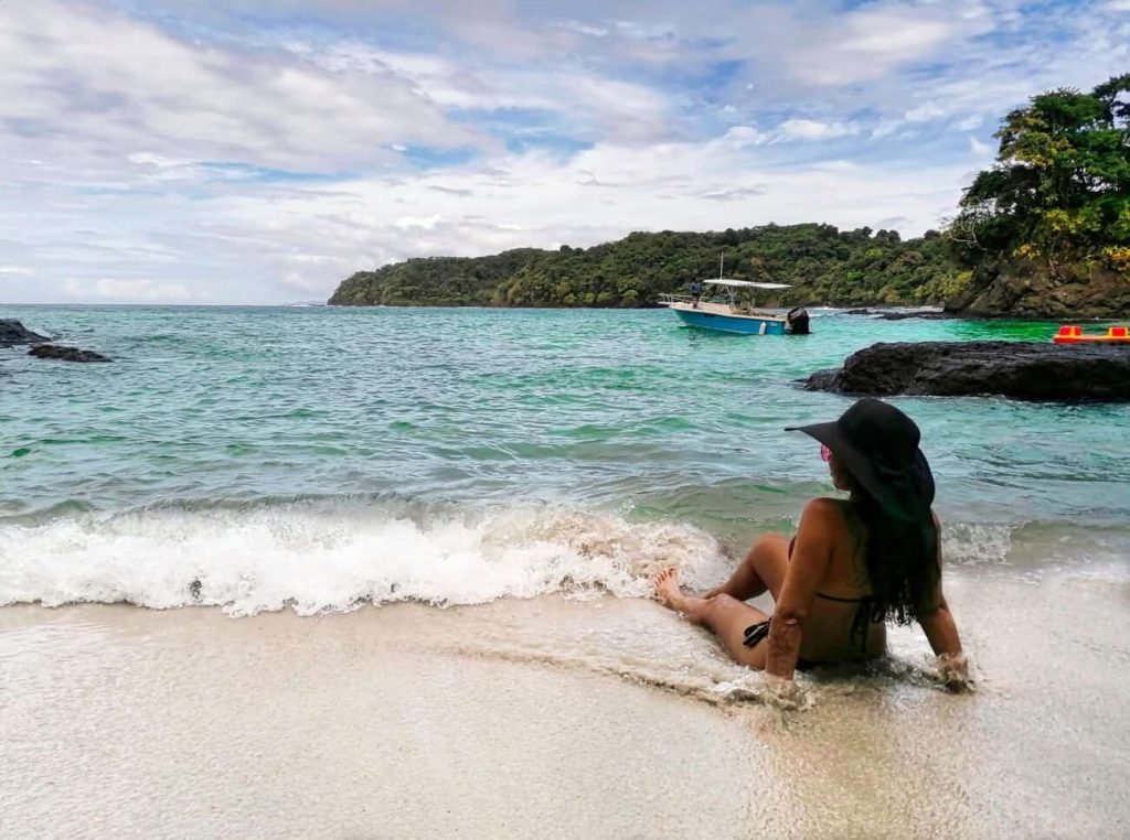 Isla Tintorera en el extremo sur de Isla Cébaco, Panamá