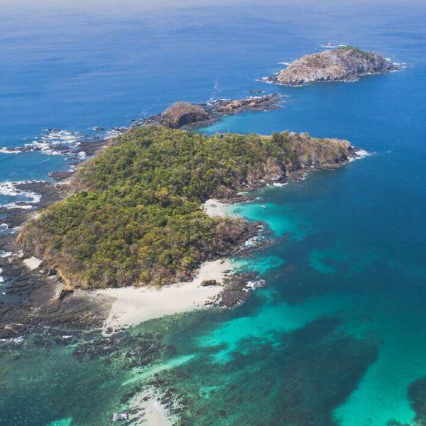 Tintorera Island, Located at south of Cebaco Island